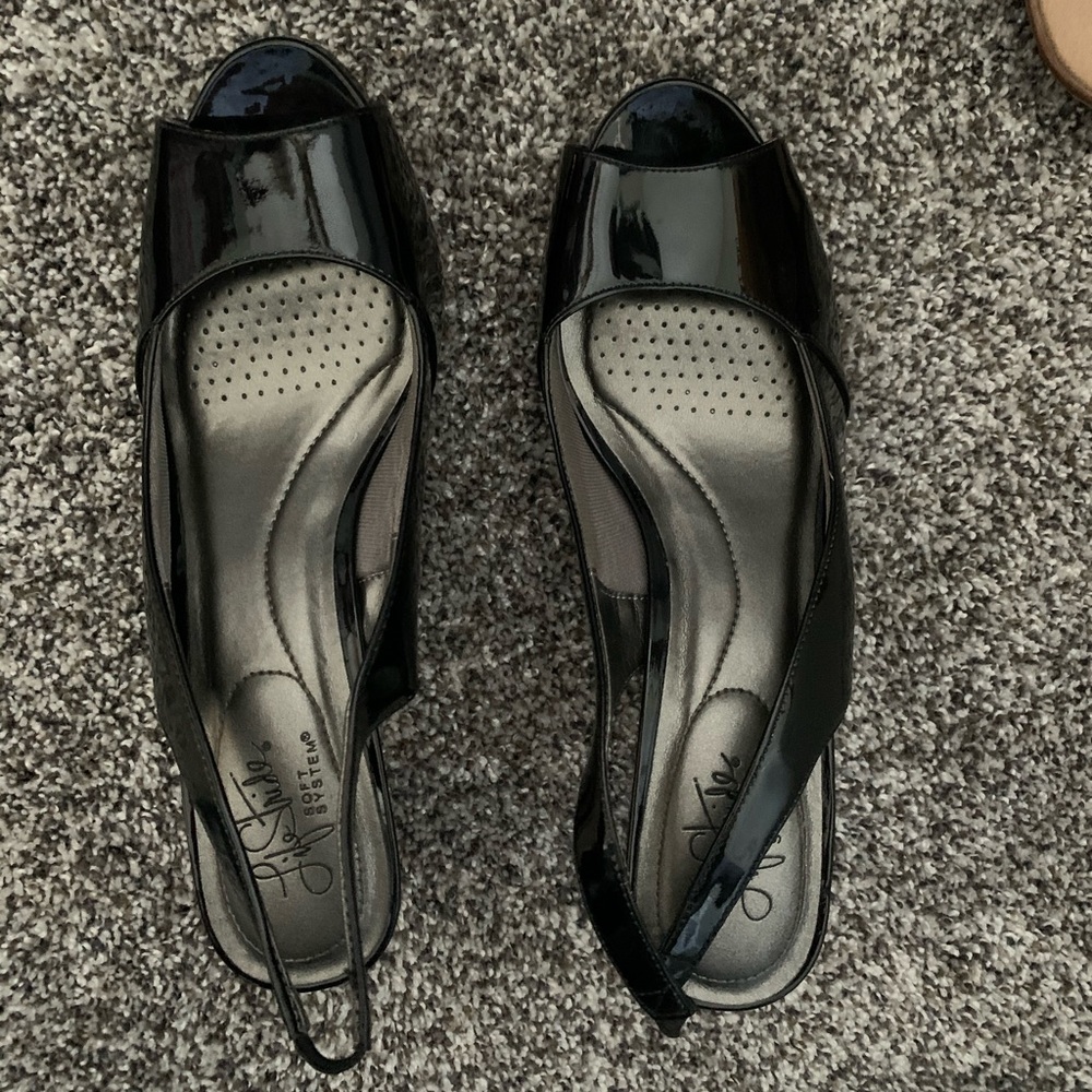 Black heels LifeStride